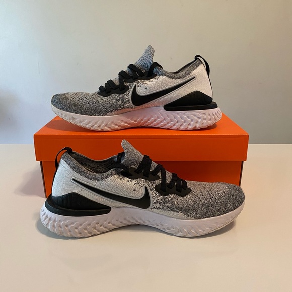 Nike Epic React Flyknit 2 Oreo Running Shoes - Picture 7 of 10